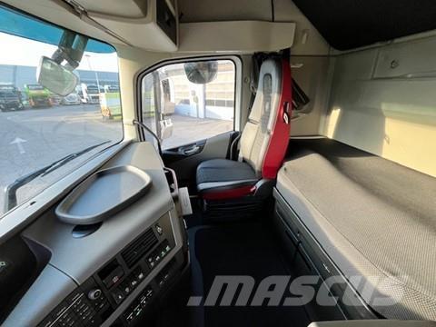 Volvo FH Τράκτορες