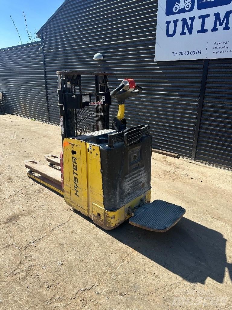Hyster P 2.0 Ηλεκτρικά παλετοφόρα με ιστό