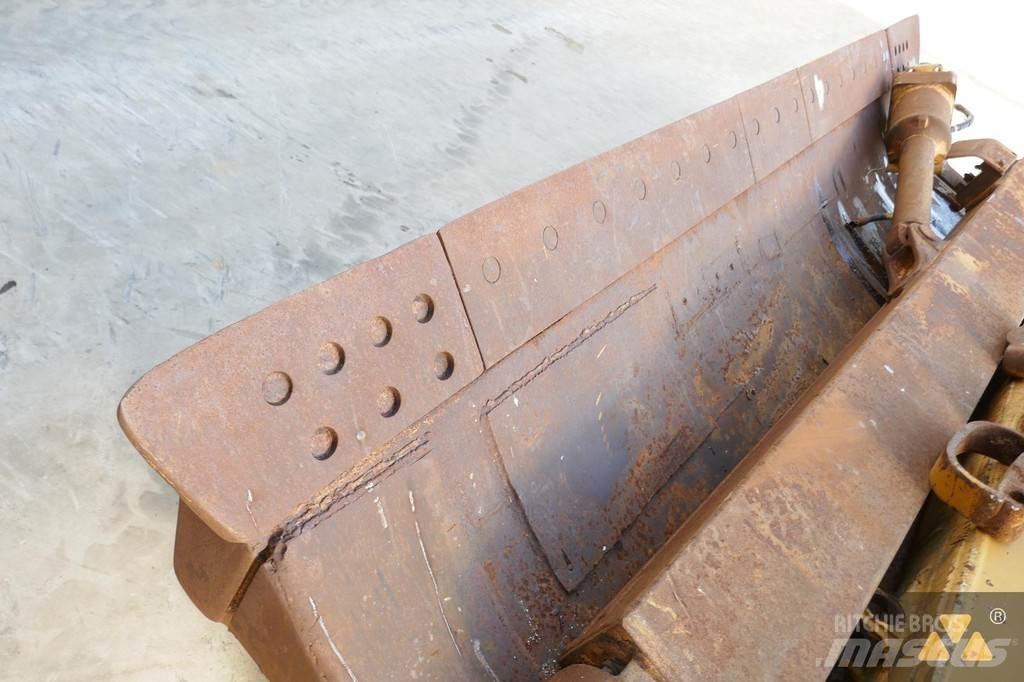 CAT D7G Blade Πτερύγια
