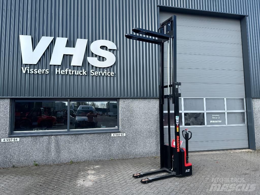 Manitou ES 112 Easy Παλετοφόρα πεζού χειριστή με ιστό