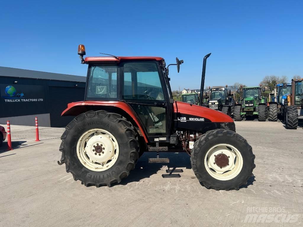 New Holland L 95 Τρακτέρ