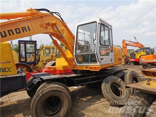 Hyundai R130WD Εκσκαφείς με τροχούς - λάστιχα