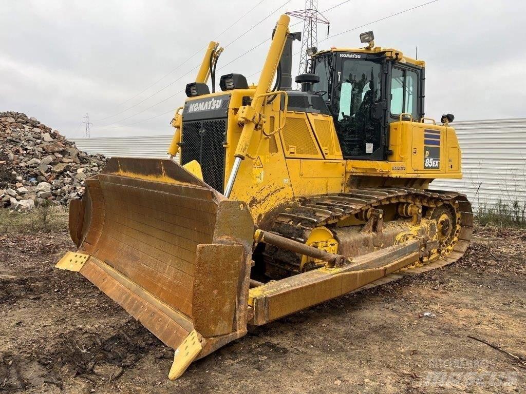 Komatsu D85EX-18 Μπουλντόζες με ερπύστριες