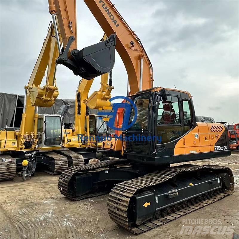 Hyundai R220LC-9S Εκσκαφείς με ερπύστριες