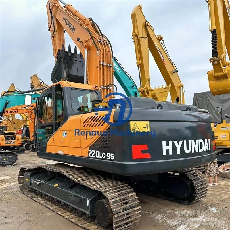 Hyundai R220LC-9S Εκσκαφείς με ερπύστριες