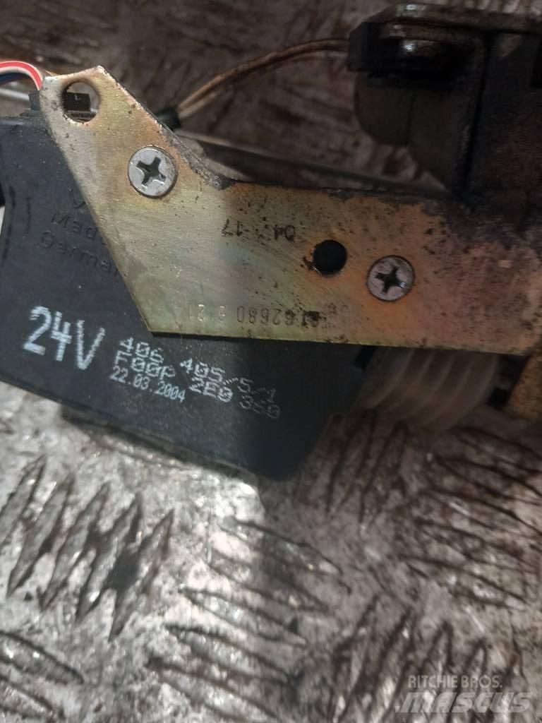 MAN TGA 81626806121 Καμπίνες και εσωτερικό