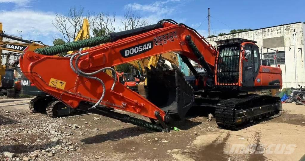 Doosan DX340 Εκσκαφείς με ερπύστριες