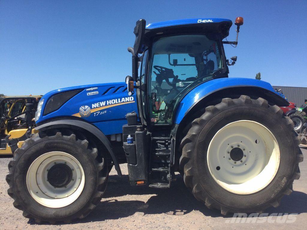 New Holland T7.225 Τρακτέρ