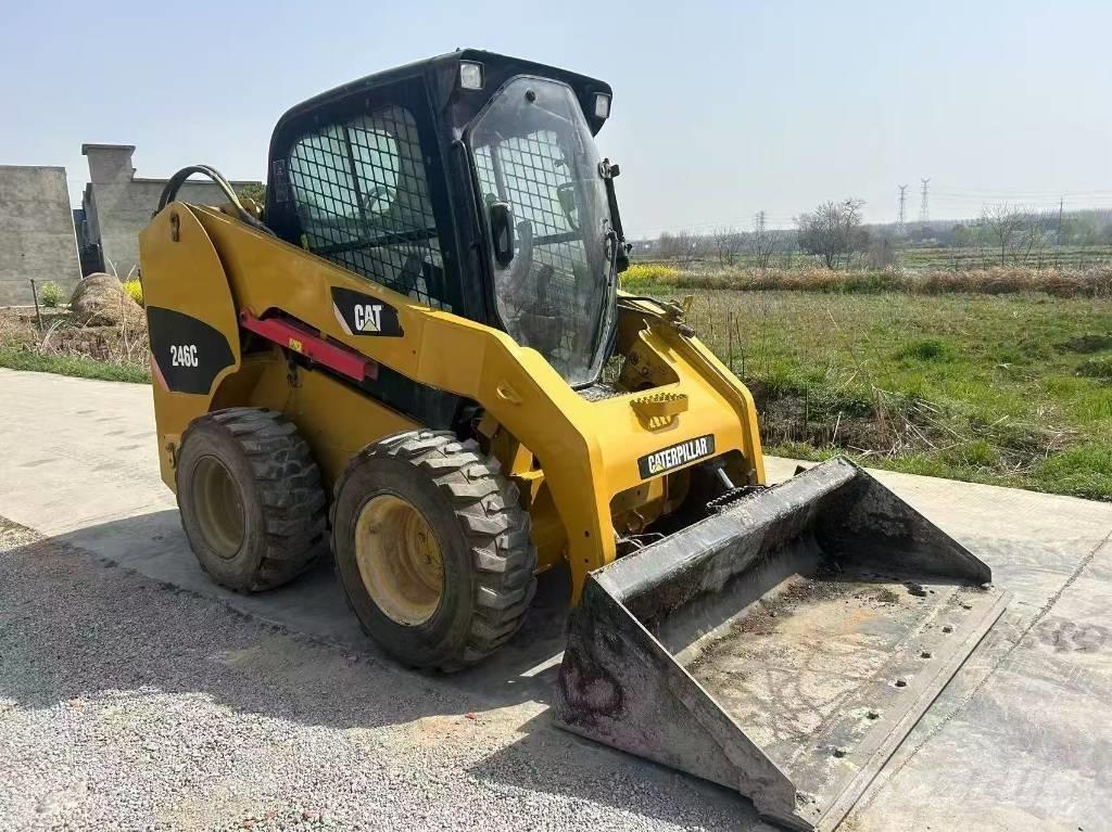 CAT 246 C Φορτωτάκια