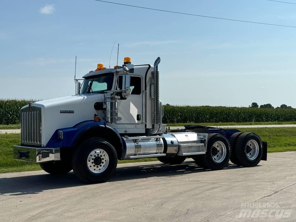 Kenworth T 800 Τράκτορες