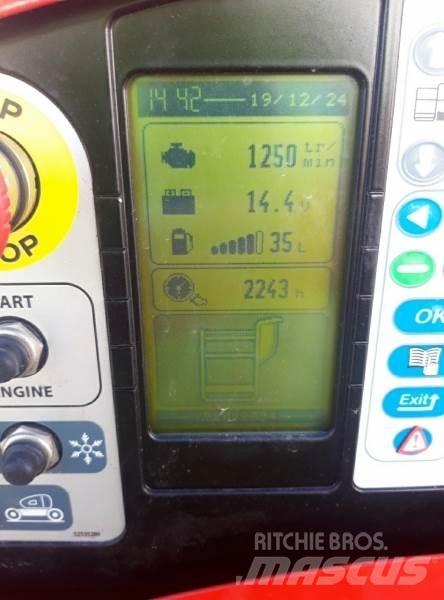 Manitou MANGO 12 Ανυψωτήρες με αρθρωτό βραχίονα