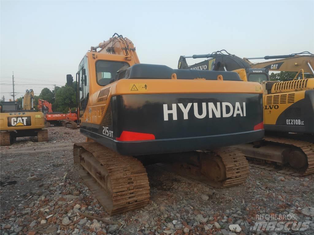 Hyundai R215-9 Εκσκαφείς με ερπύστριες