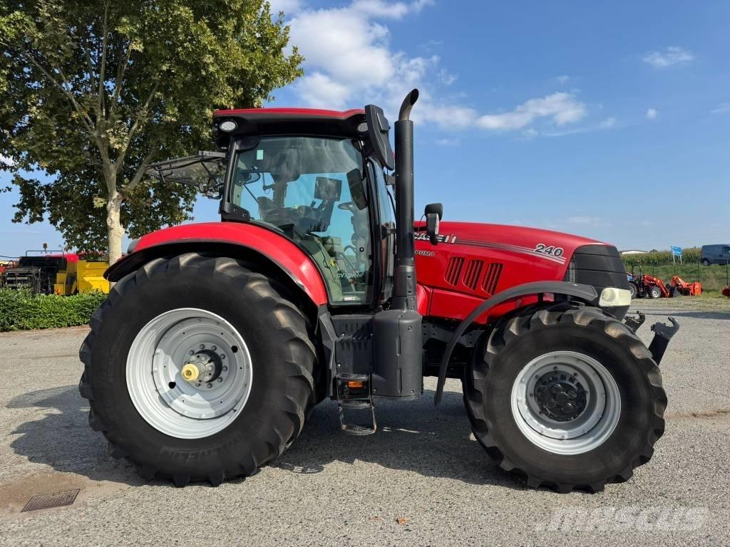 Case IH Puma 240 CVX Τρακτέρ