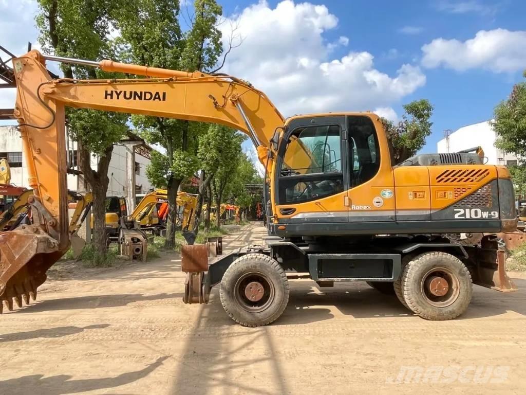 Hyundai R210W-9 Εκσκαφείς με τροχούς - λάστιχα