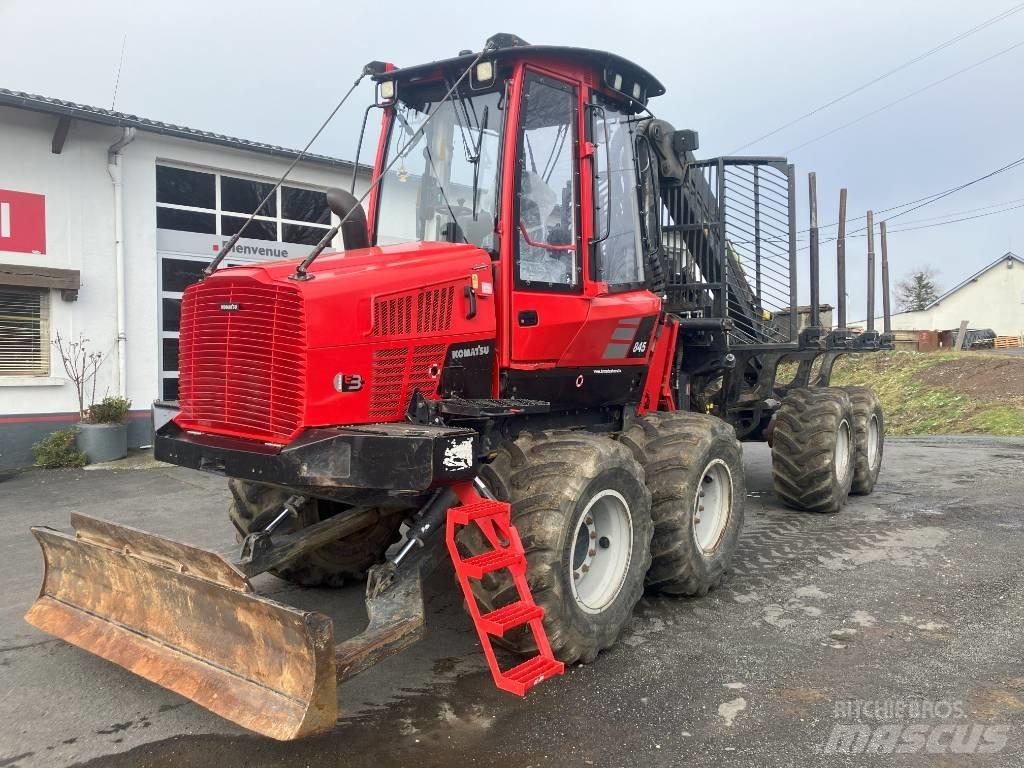 Komatsu 845 Μεταφορείς ξυλείας