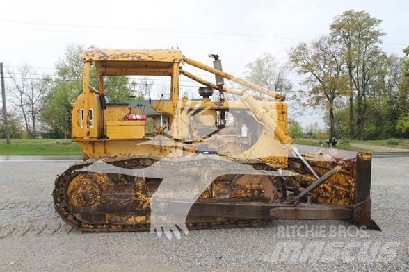 CAT D6C Μπουλντόζες με ερπύστριες