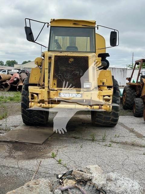 Volvo A25B Βυτία νερού