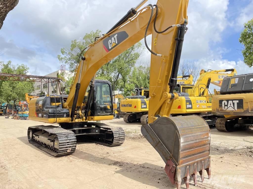 CAT 320D2 Εκσκαφείς με ερπύστριες