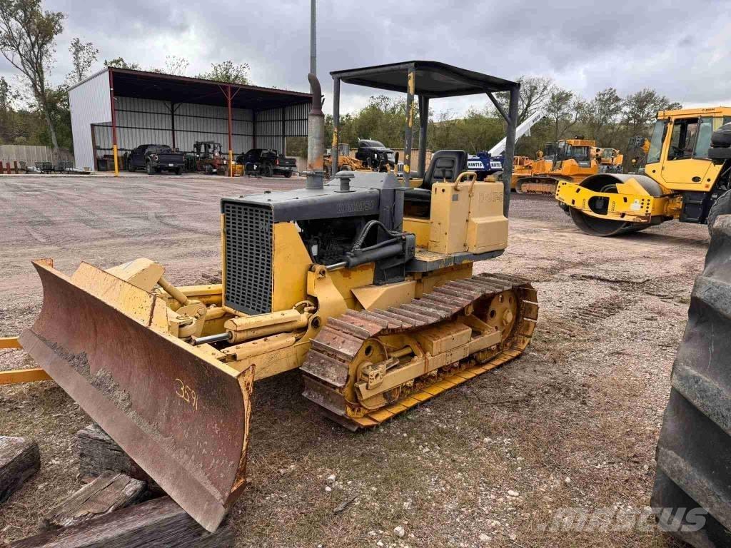 Komatsu D 21 P-5 Μπουλντόζες με ερπύστριες