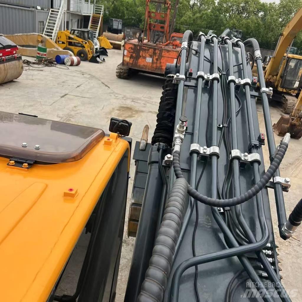 Hyundai R330LC Εκσκαφείς με ερπύστριες