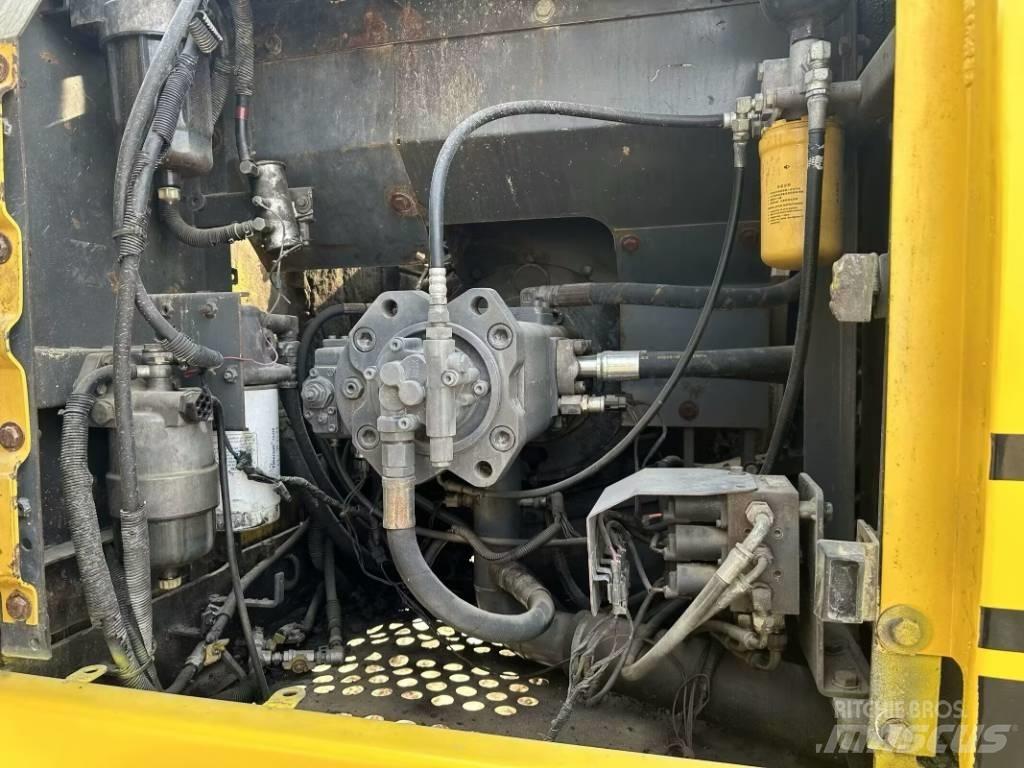 Sumitomo SH200-5 Εκσκαφείς με ερπύστριες