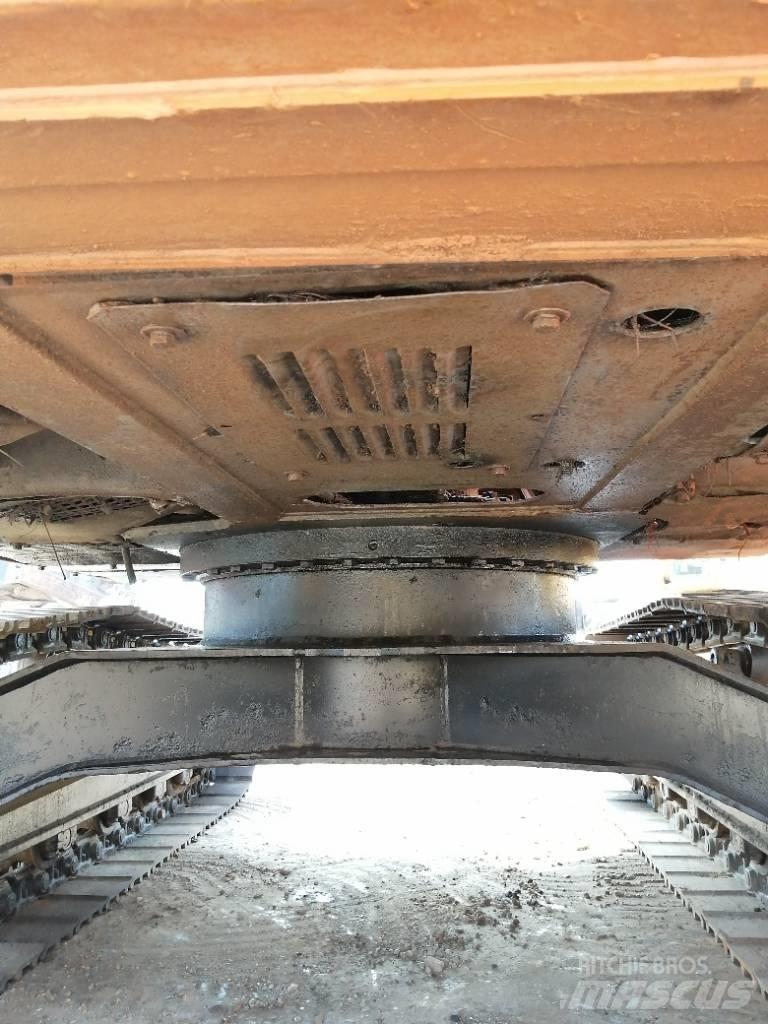 Hitachi EX 120 Εκσκαφείς με ερπύστριες
