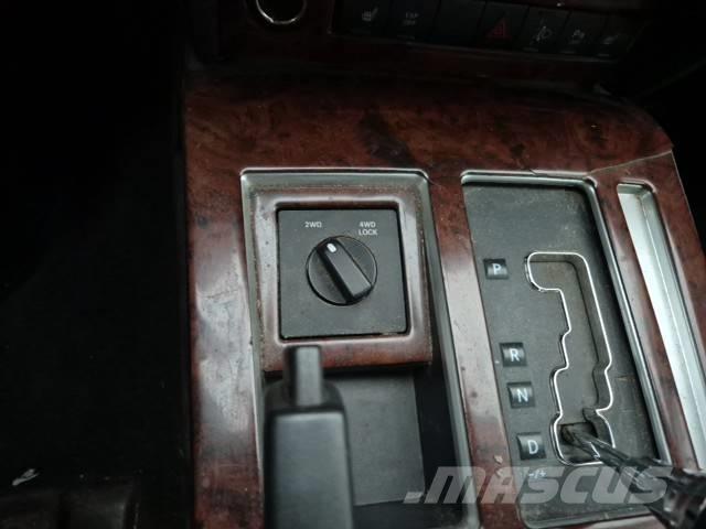 Dodge Nitro Αυτοκίνητα