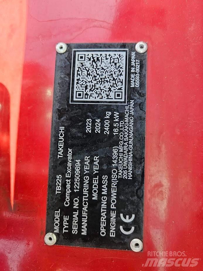 Takeuchi TB225 V0 Εκσκαφάκι (διαβολάκι) < 7t
