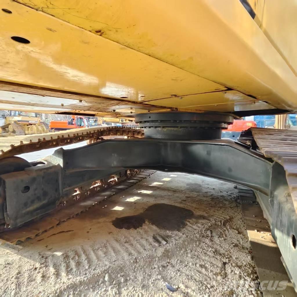 Komatsu PC 200-7 Εκσκαφείς με ερπύστριες