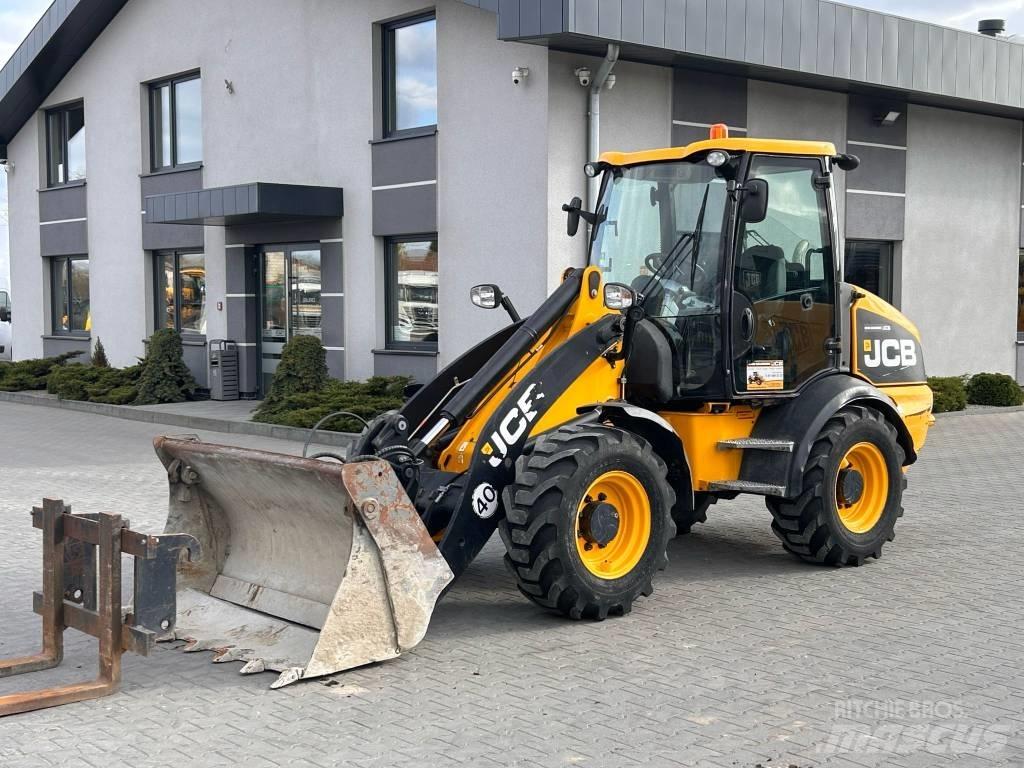 JCB 409 AGRI Φορτωτές με λάστιχα (Τροχοφόροι)