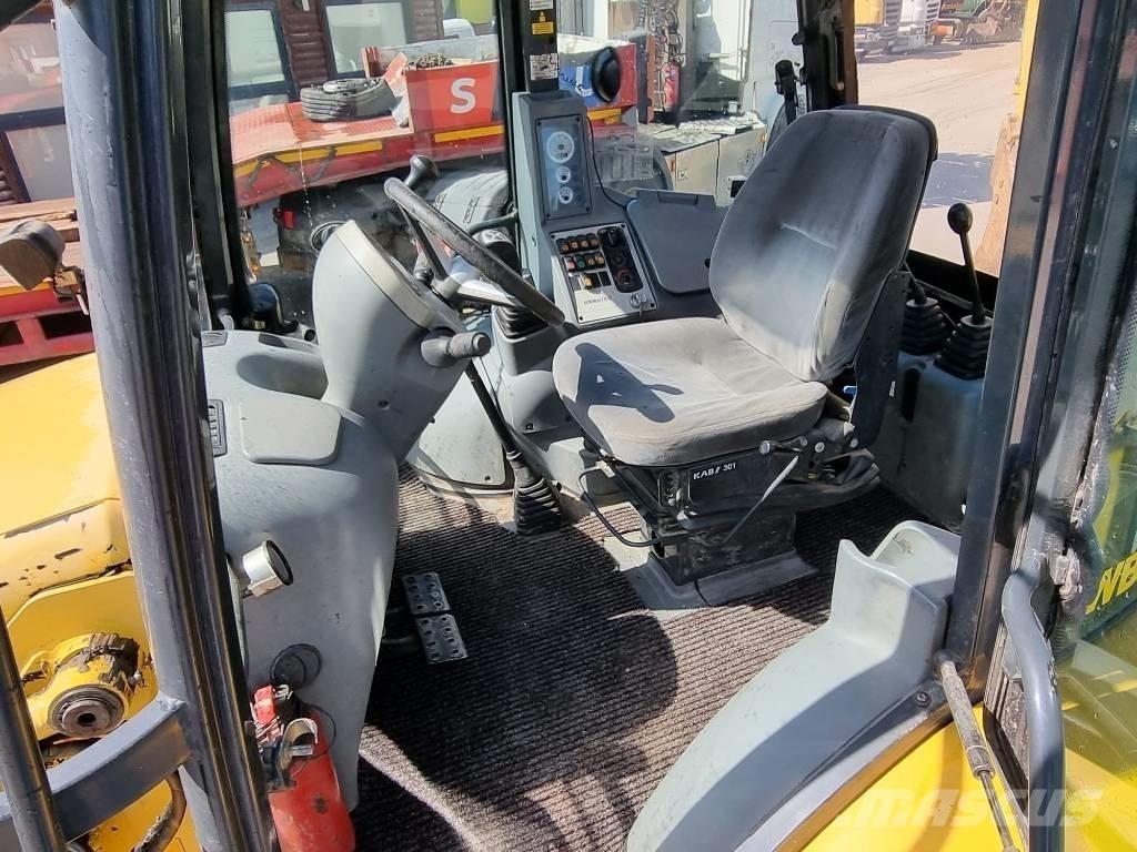 Komatsu WB 93 S-5EO Εκσκαφείς Φορτωτές τύπου JCB