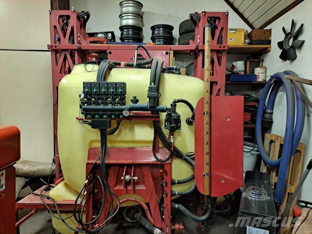 Hardi Master 1200 Αναρτώμενα ψεκαστικά