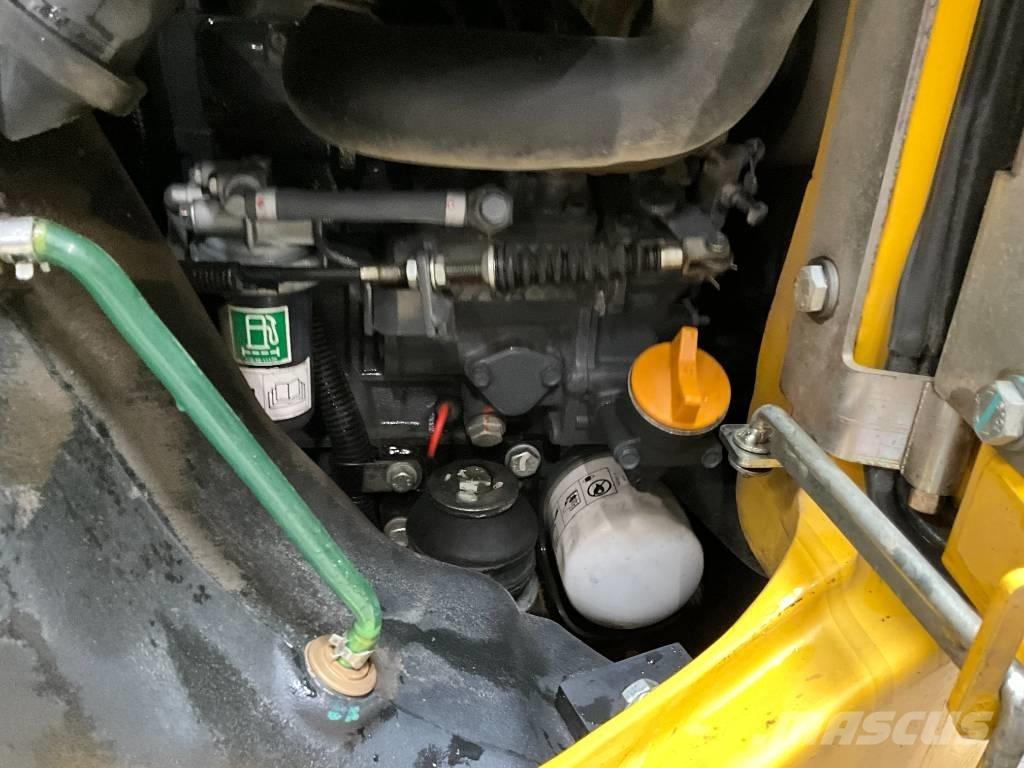Komatsu PC 14 R-3HS Εκσκαφάκι (διαβολάκι) < 7t