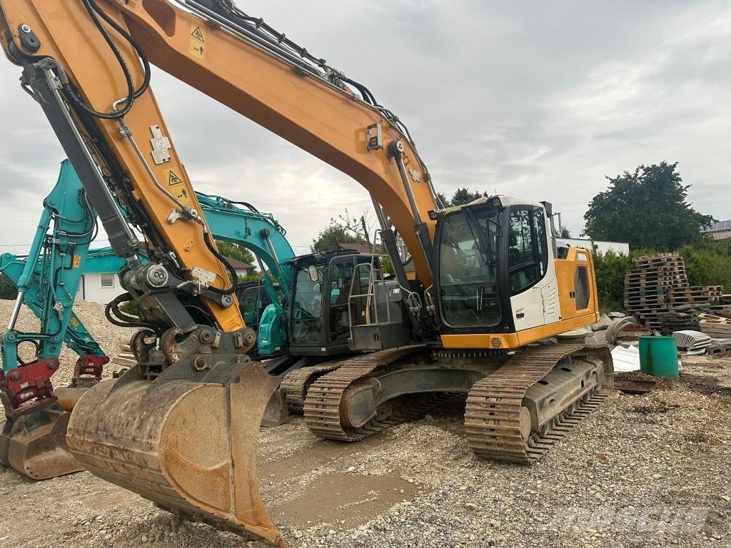 Liebherr R 922 Εκσκαφείς με ερπύστριες