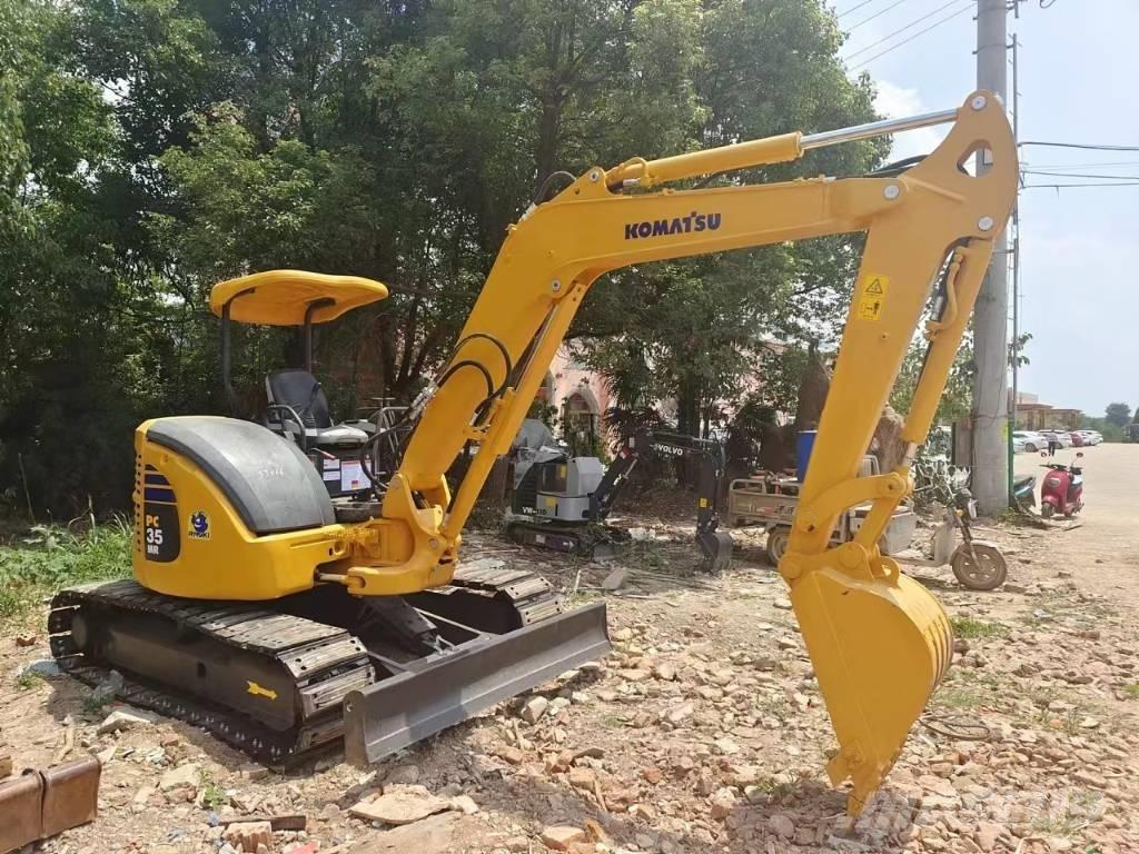 Komatsu PC35 Εκσκαφάκι (διαβολάκι) < 7t