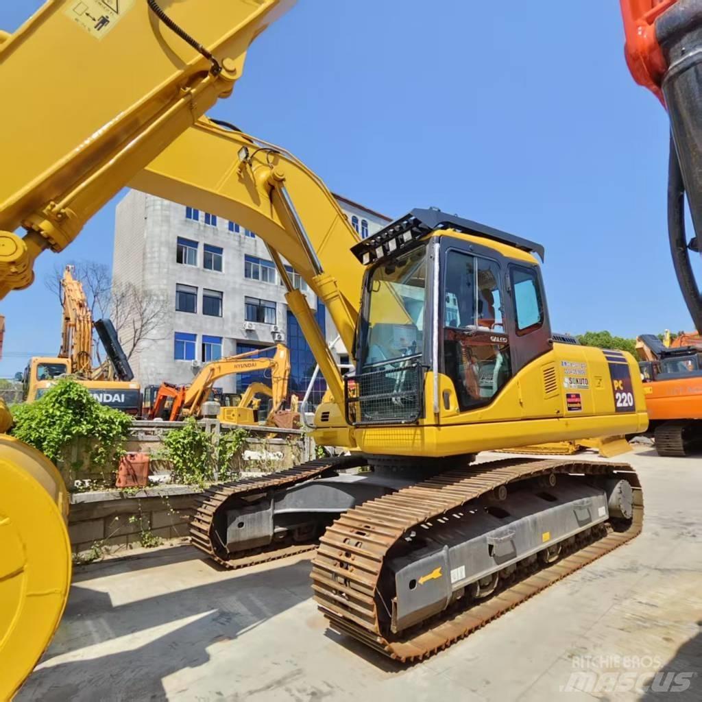 Komatsu PC 220 Εκσκαφείς με ερπύστριες