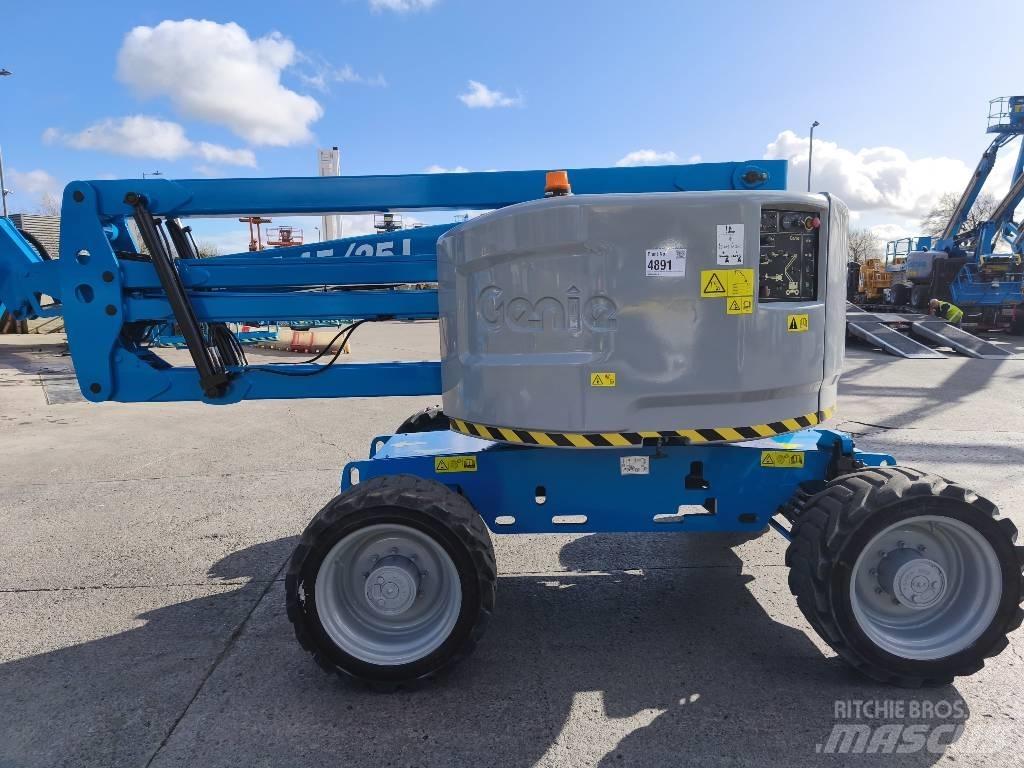 Genie Z 45/25 J RT Ανυψωτήρες με αρθρωτό βραχίονα