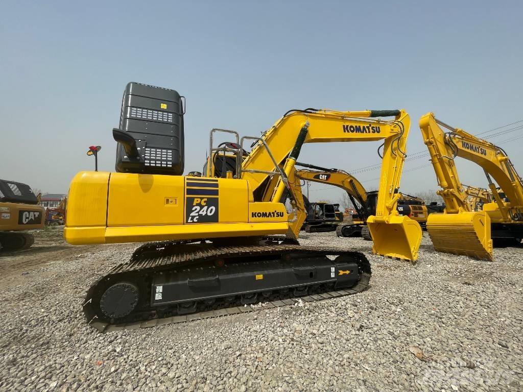 Komatsu PC 240 Εκσκαφείς με ερπύστριες