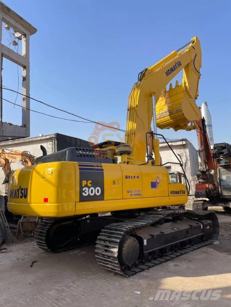 Komatsu PC 300 Εκσκαφείς με ερπύστριες