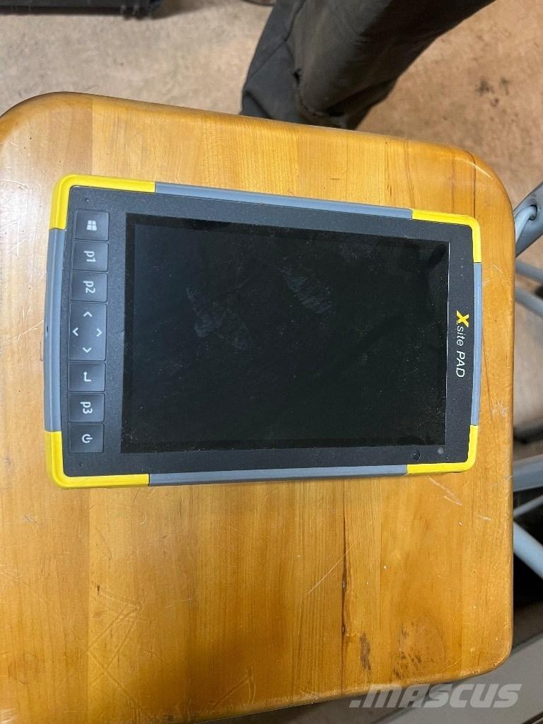 Komatsu PW 158-11 E0 Εκσκαφείς με τροχούς - λάστιχα