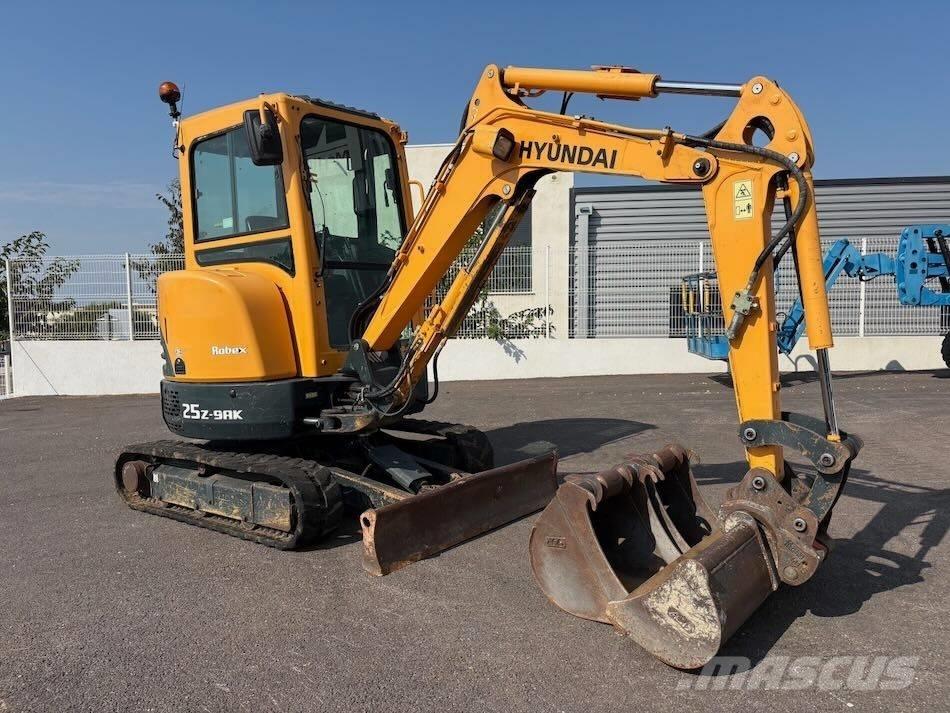 Hyundai R25Z-9 AK Εκσκαφάκι (διαβολάκι) < 7t