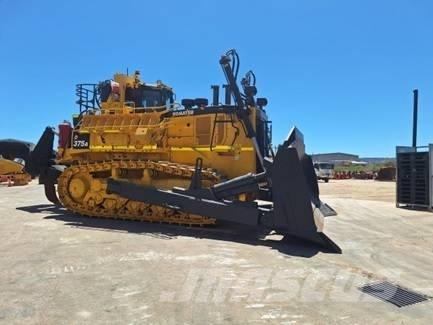 Komatsu D 375 A-8 Μπουλντόζες με ερπύστριες