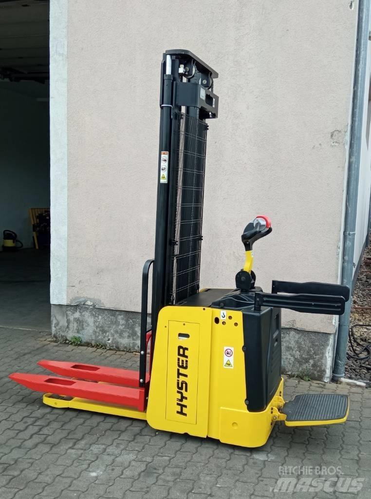 Hyster S1.5S Παλετοφόρα πεζού χειριστή με ιστό