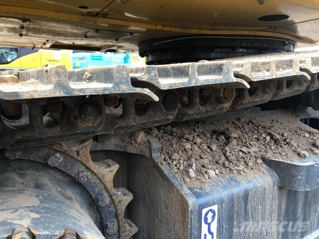 Komatsu 220-8 Εκσκαφείς με ερπύστριες