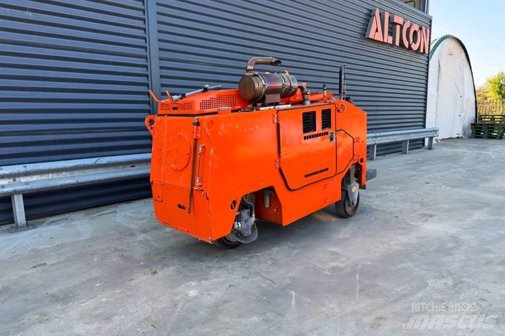 Wirtgen W 350 Επεξεργασίας επίστρωσης ασφάλτου