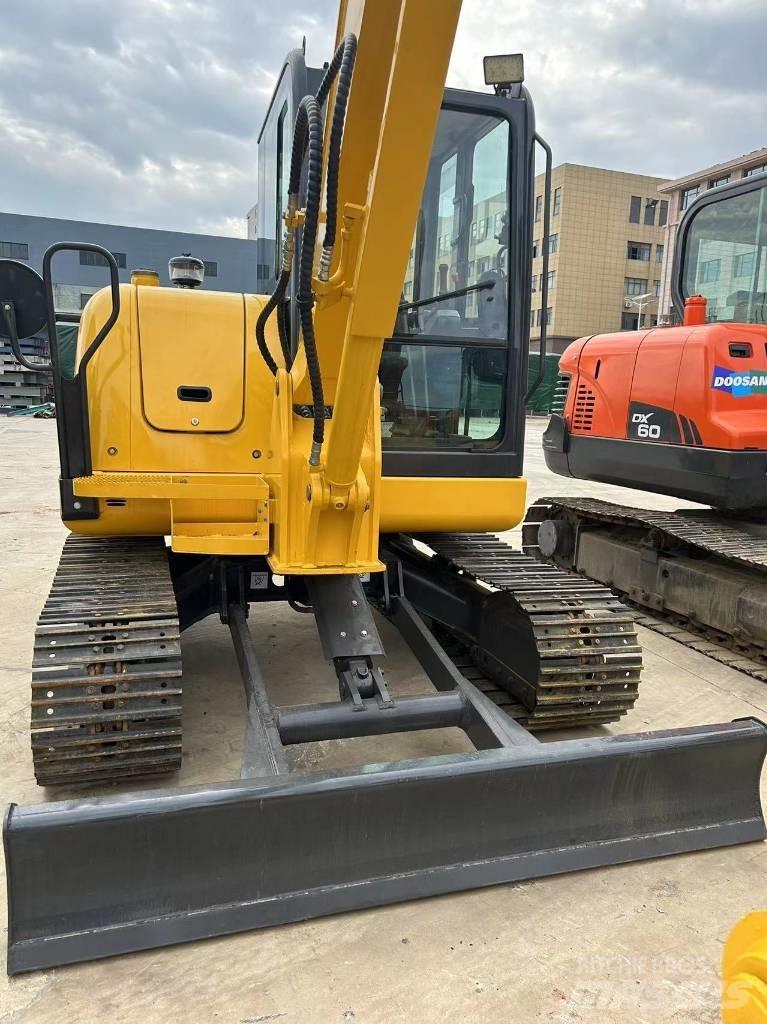 Komatsu PC 56 Εκσκαφάκι (διαβολάκι) < 7t