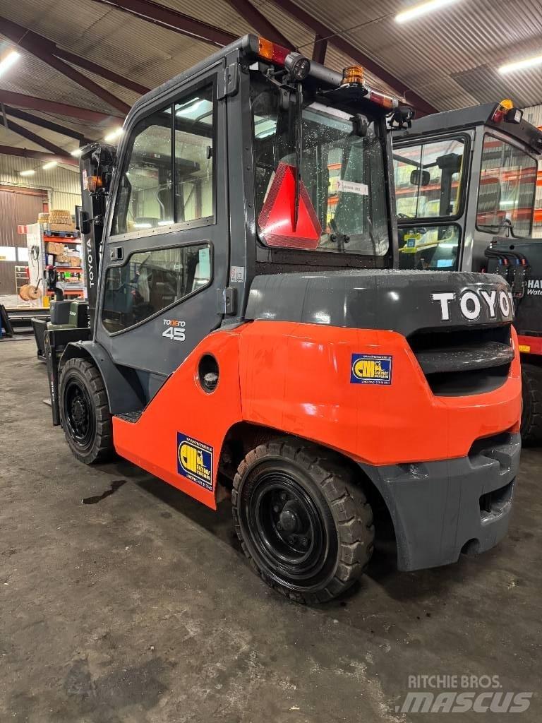 Toyota truck 8FD40N Πετρελαιοκίνητα Κλαρκ