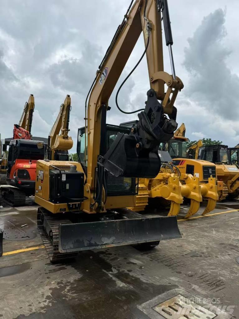 CAT 306 Εκσκαφείς με ερπύστριες