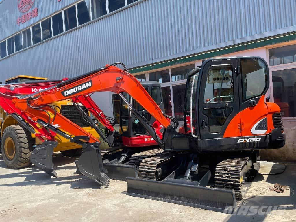 Doosan DX 60 Εκσκαφάκι (διαβολάκι) < 7t