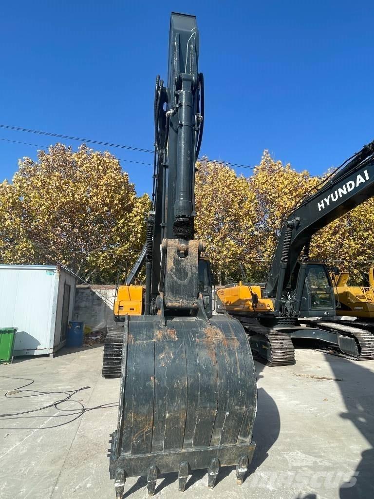 Hyundai HX 220 Εκσκαφείς με ερπύστριες